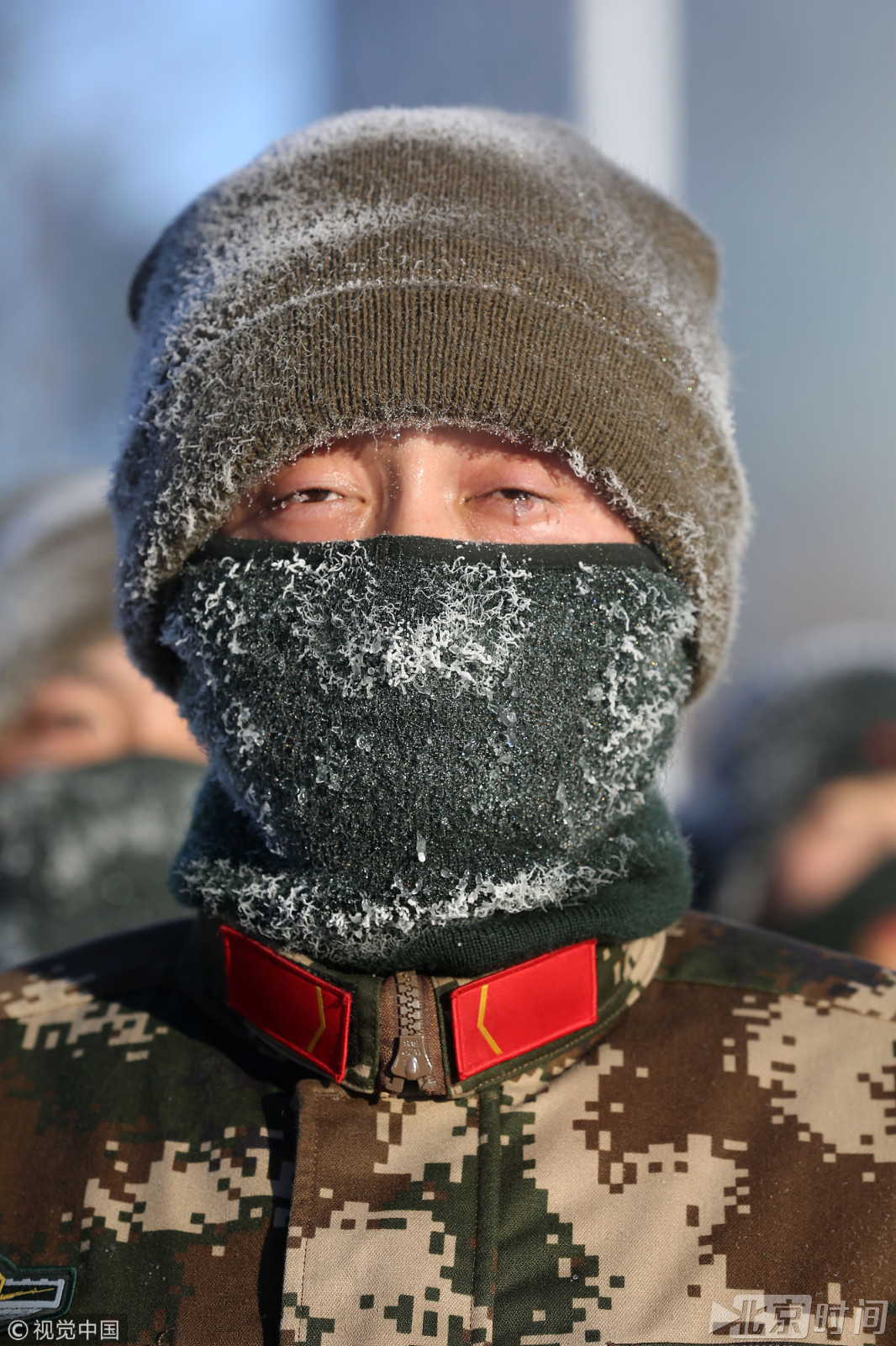 黑河森警官兵-40℃苦练 冰霜遮面如"铠甲兵团"