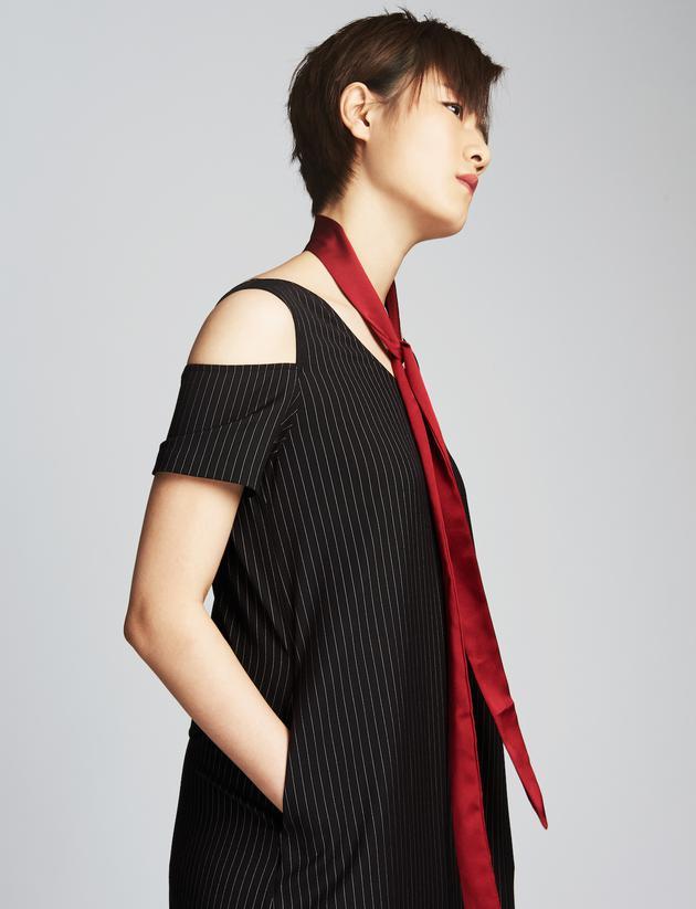 丁宁颠覆性大片曝光 高贵冷艳不再是"春哥"