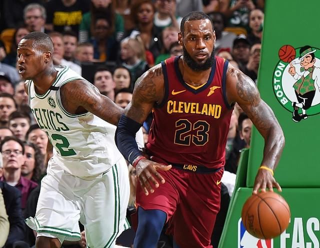 第一次打进总决赛之前0比2落后!连续三年的骑