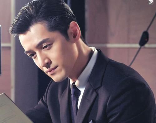 胡歌刘亦菲疑似公布大婚,10年终成正果,网友:大