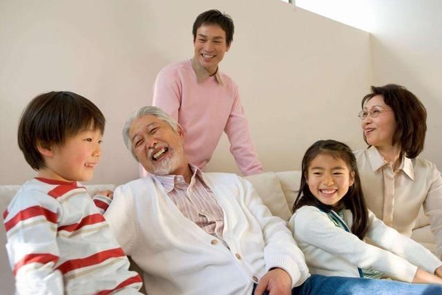 对于6-8岁处于叛逆期的孩子,家长的这些行为是