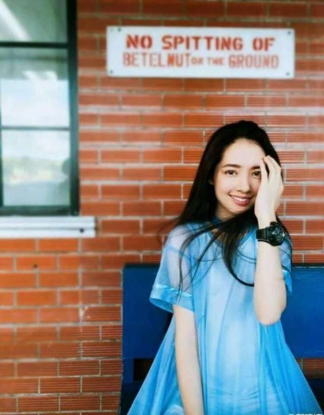 郭碧婷采访视频中惊现猪鼻子!这还是那个国