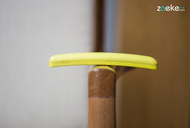 用香蕉做主力机?这是我与诺基亚8110 4G的一