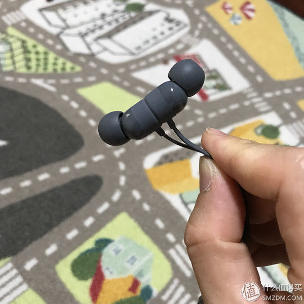 我的跑步装备 篇三十三:Beats X 蓝牙运动耳机