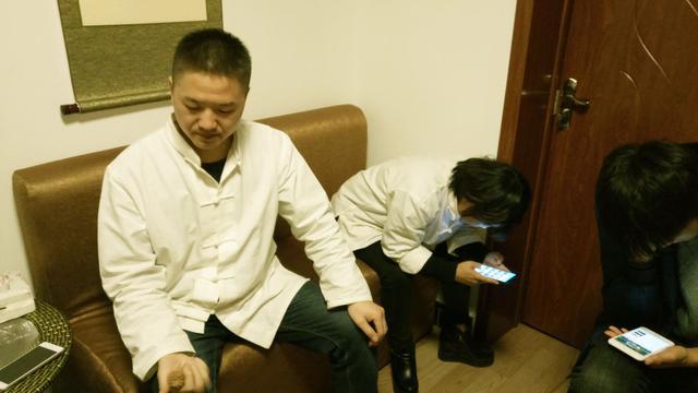 在外辛苦打工多年,不如回家轻松创业一年,听听