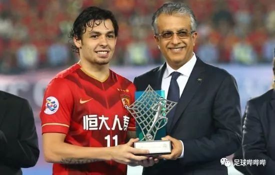 突发!高拉特拒绝续约,将与保利尼奥上演西甲恒