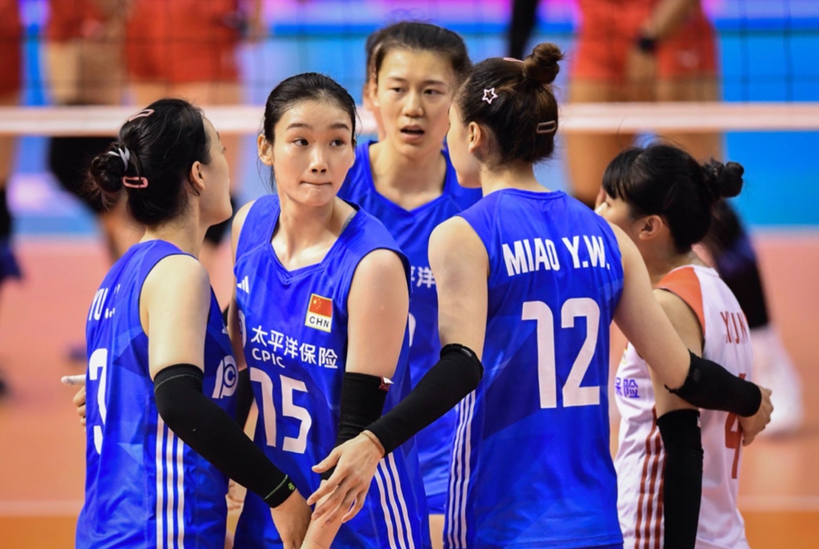 中国女排二队拼到决胜局 最后2分显经验不足 不敌泰国无缘亚锦赛冠军