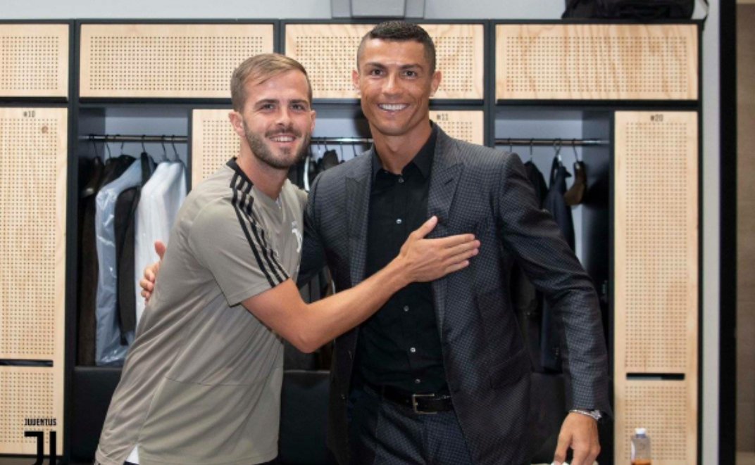 C罗参观尤文图斯俱乐部的训练基地,C罗与新队