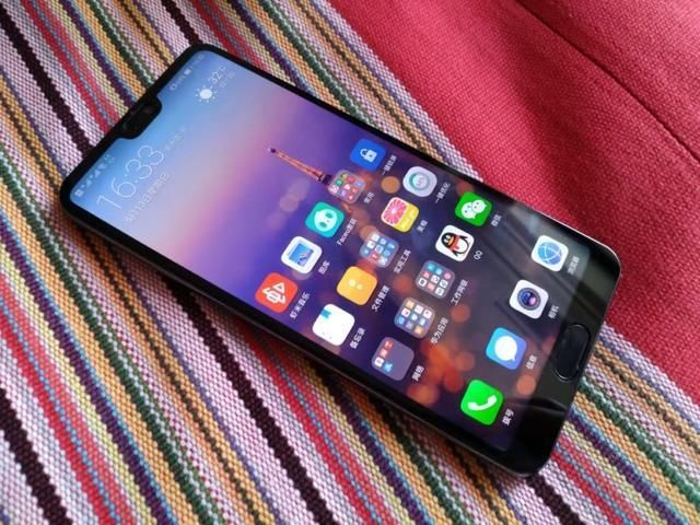 苹果旗舰机降至5599元,跟华为P20Pro价格相差