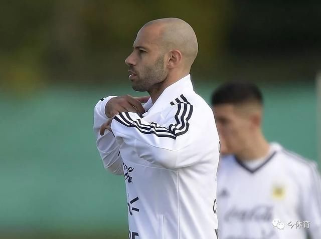 俄罗斯世界杯赛名单出炉,中超联赛创纪录九人入选