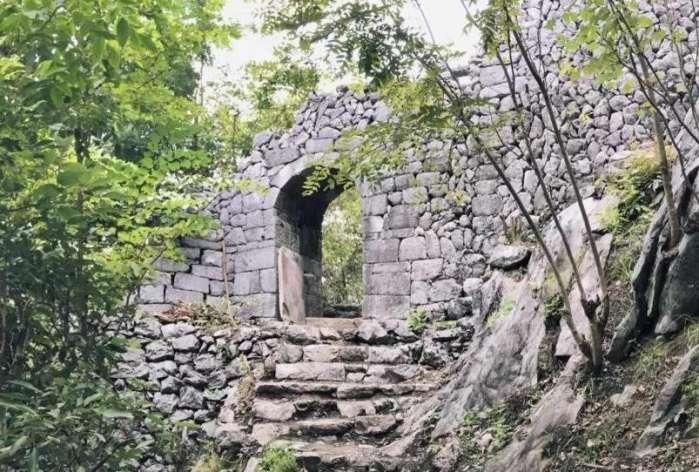 世界最大炼丹遗址隐没数百年后因一条玻璃栈道