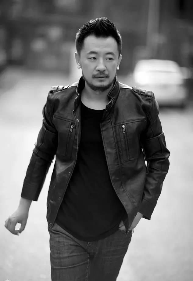 失踪3年,黄海波终于复出!网友:好男人又回来了!