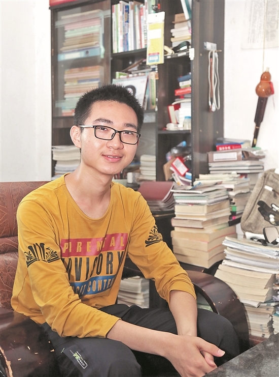 泉州市高考理科第一名廖俊林:主要靠自觉 错题多总结