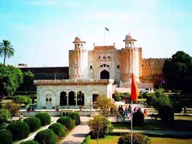 生活在巴基斯坦的华人是怎么看待自己是中国血