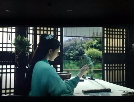 杨幂吐槽杭州特别热,可为什么晒东阳的天气预