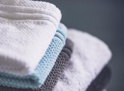 针织衫怎么挂不会变形?几点建议教会你!