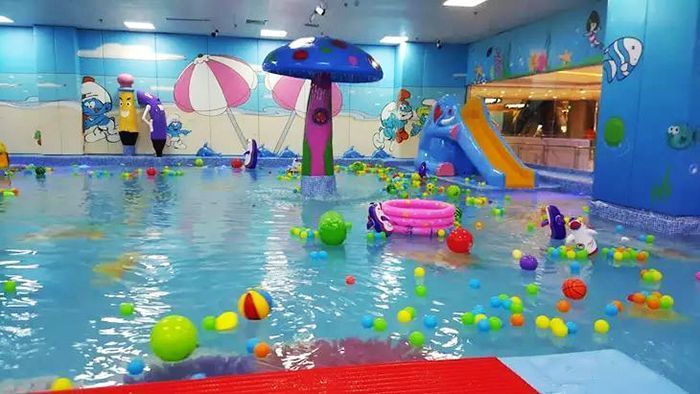 10岁女童水上乐园内独自玩水 遭20岁小伙猥亵 10岁女童水上乐园内独自玩水 遭20岁小伙猥亵