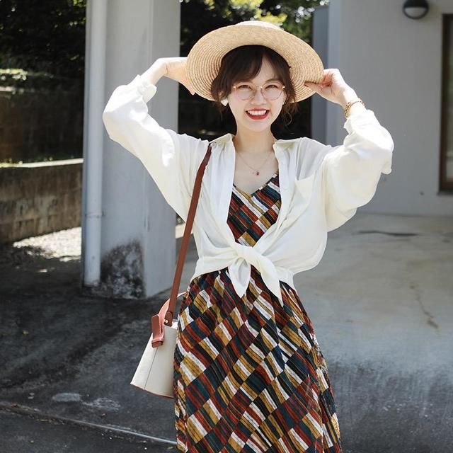 衬衫怎么打结?丝巾怎么系?吊带到外套的穿法