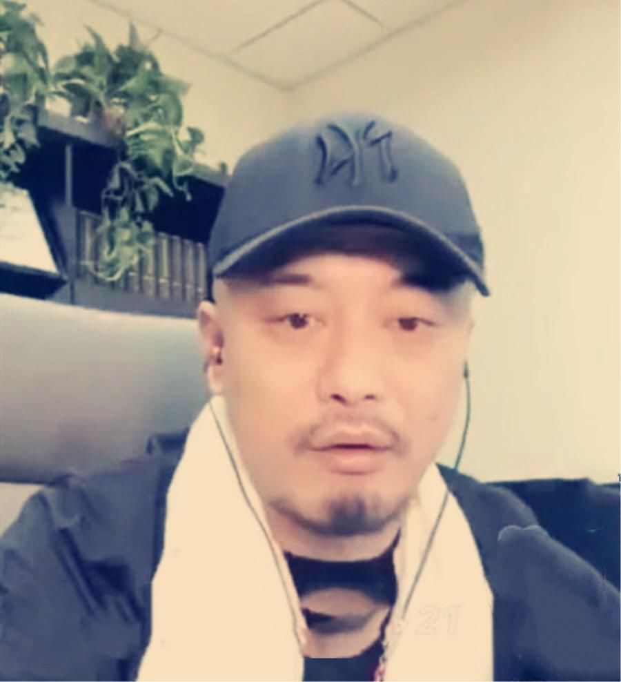 盘点三位快手土豪玩家,他们有钱任性的背后却