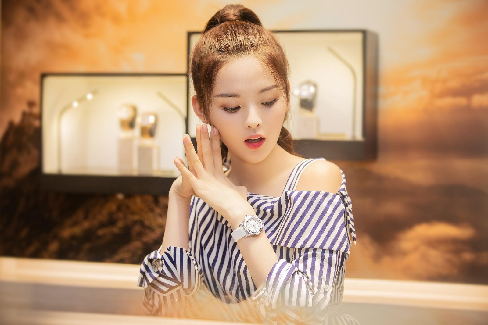 90后清纯女神,鞠婧祎杨超越沈月赖雨蒙吴倩上