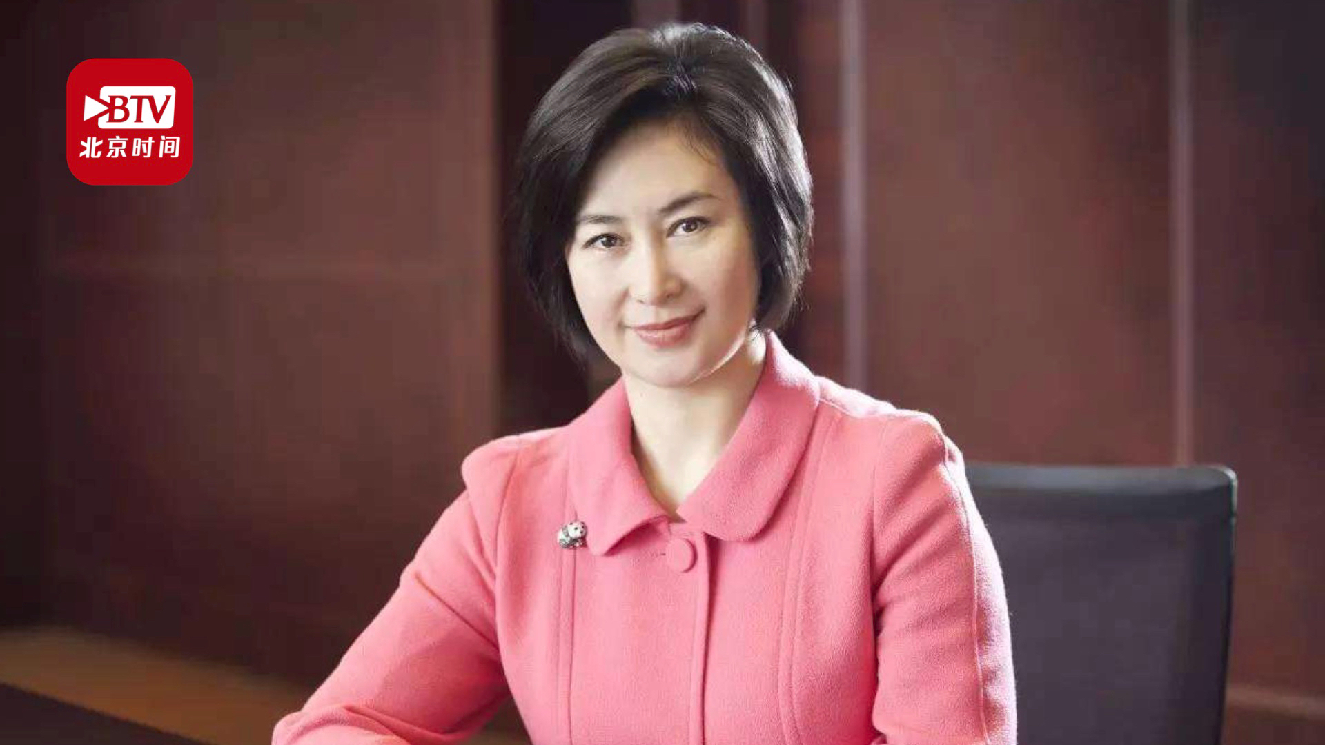 何超琼:疫情期间超百家港澳企业和商会捐款捐物体现爱国之情 何超琼:疫情期间超百家港澳企业和商会捐款捐物体现爱国之情