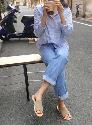 夏天穿什么样的牛仔裤显瘦 梨型身材妹子就选