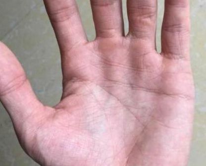 手相感情線斷開的人 感情運程不佳 一生吵鬧不斷 雪花新闻 手相感情線斷開的人 感情運程不佳 一生吵鬧不斷 雪花新闻