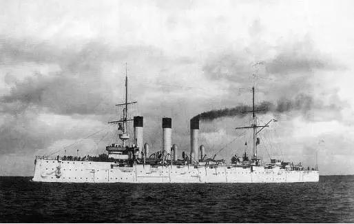 1917年2月28日(俄历3月13日)，“阿芙乐尔”号巡洋舰水兵与工厂工人一起参加了起义，打死了当时的舰长，并成为第一艘升起象征革命的红旗的俄罗斯海军舰只。随后，“阿芙乐尔”号宣布组建船员委员会。