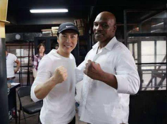 李小龙的实战能力到底有多强?拳王泰森曾这样