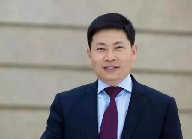 余大嘴华为手机帝国缔造者