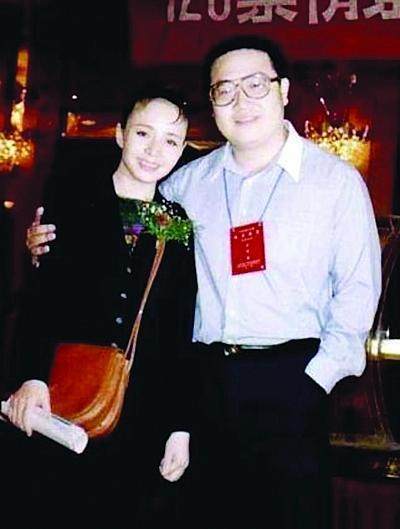 与宋丹丹结婚生下儿子,离婚21年不见儿子,今5