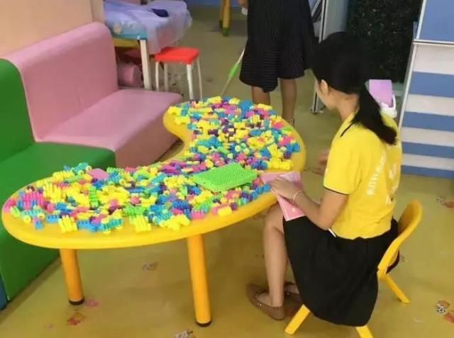 0到1岁宝宝的长智力亲子游戏,你知道有哪些吗