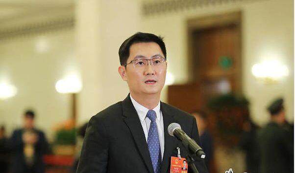 两会期间互联网大佬热点话题创客教育-2018北