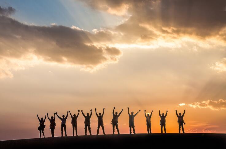 融e聚职能部门户外拓展活动,奋斗并快乐着