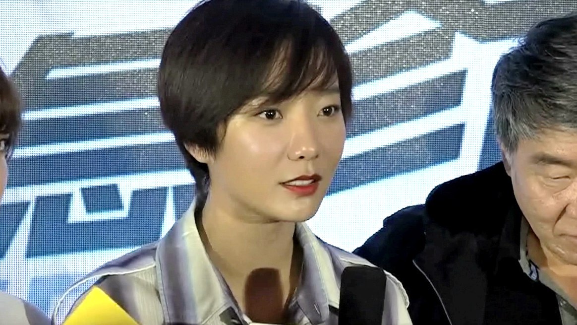 王珞丹:对医生有全新认识 因看手术不敢吃下水 王珞丹:对医生有全新认识 因看手术不敢吃下水