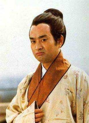 文萧梦 红楼梦中,薛蟠的别号人称呆霸王,用今天的话来说就是比较浑