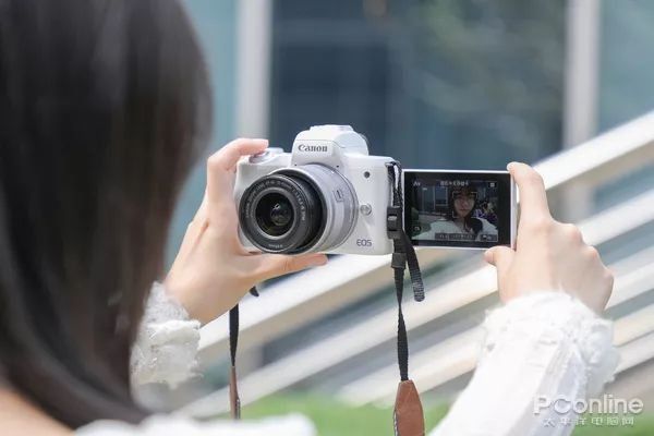 佳能微单EOS M50值得种草吗?