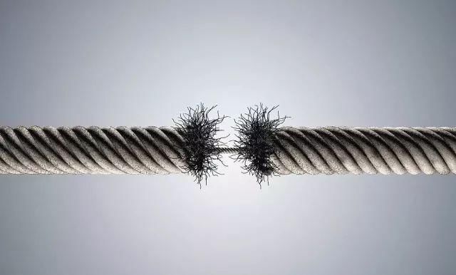 股市大跌、房市冻结、贸易战开打:剧变来临,你