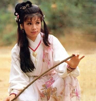 金庸小说的女主角穿越到现代能干嘛?黄蓉做厨