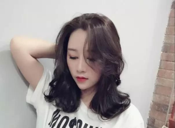 都说八字刘海特别好看,还真是这样,众刘海表示