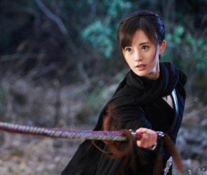 鞠婧祎古装甜美软萌,温婉气质碾压关晓彤,最喜