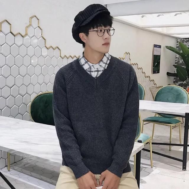 男生冬天怎么穿搭才显得不臃肿?学会叠穿就可