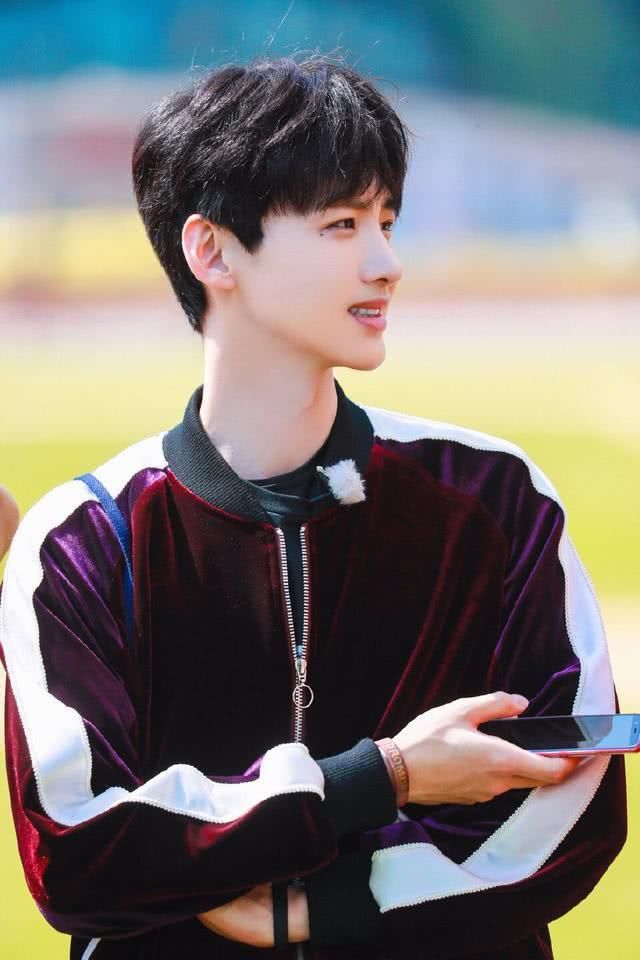 韩国人眼中最帅的中国男明星,王俊凯白敬亭胡