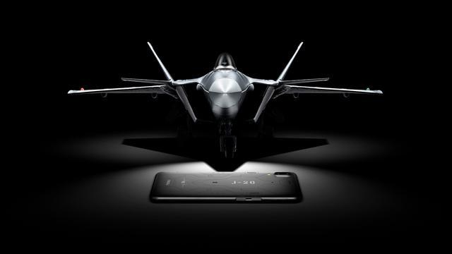 歼10首飞20周年 魅蓝E3歼20定制版燃情纪念