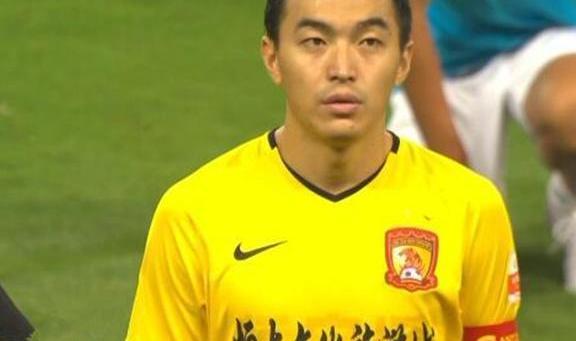 8连冠悬了!恒大共有12人被足协征召,上港离联