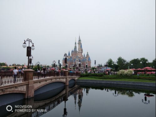 这水桶机可真出众!努比亚Z18mini全能小钢炮