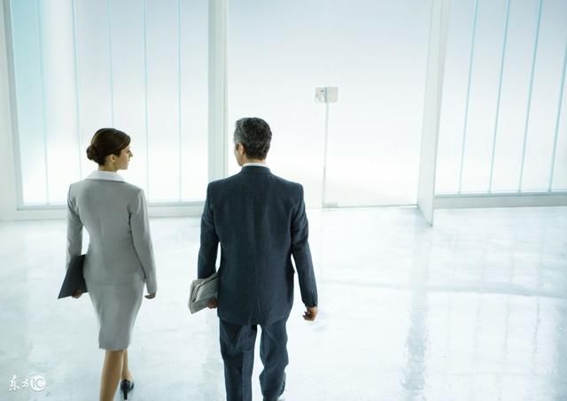 工资增长更多更快 澳洲CEO收入是普通人78倍