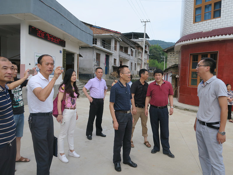 省国土资源厅副厅长陈志忠到将乐县调研土地整治项目规划设计工作