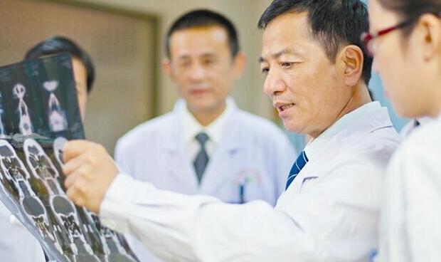 哮喘患者须知:在医院做X线检查到底有什么作用