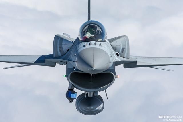 歼10C将成为中国版F16V,借鉴吸收歼20技术碾